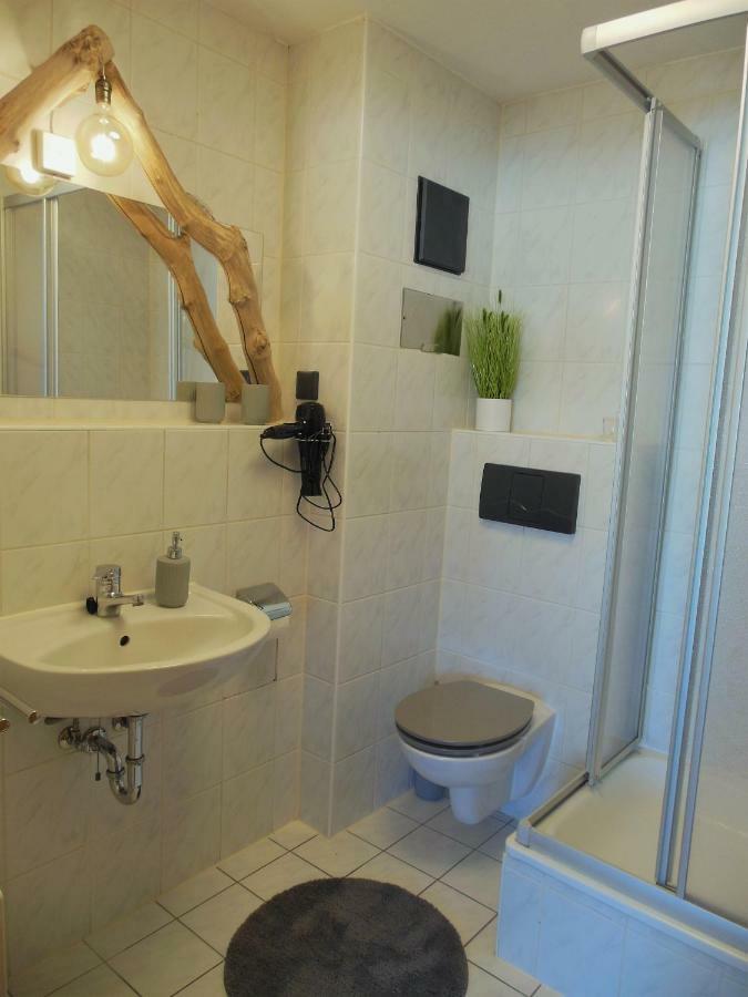 Holzmichel Fewo Mit Balkon Cottbus Esterno foto
